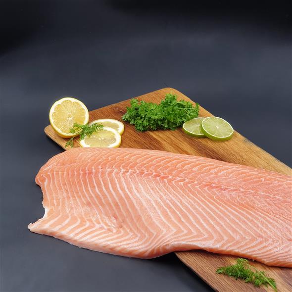 Tilbud laksefilet helsidet 1500 gram